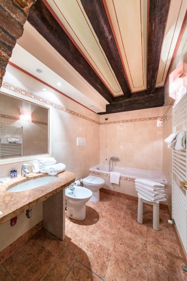 Momolo Apartment Венеция Екстериор снимка